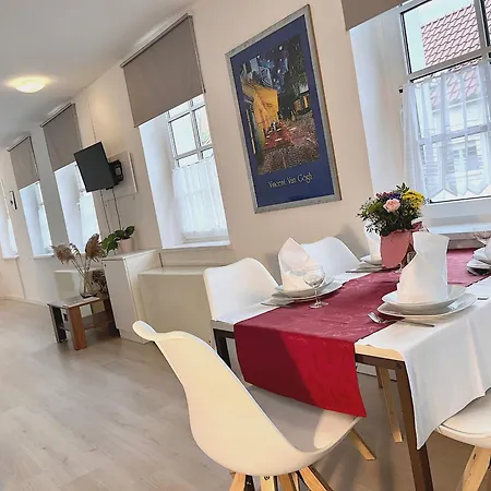 Loftartiges In Magdeburg, 2 Schlafzimmer, Kueche Und Bad - B Magdeburg